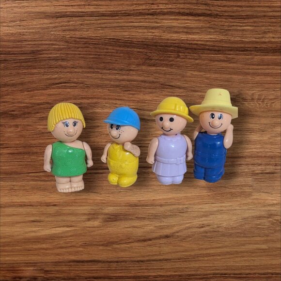 Blue Box My Happy Town Happy Folks Figures 4-Piece Set 3" - Picture 2 of 8